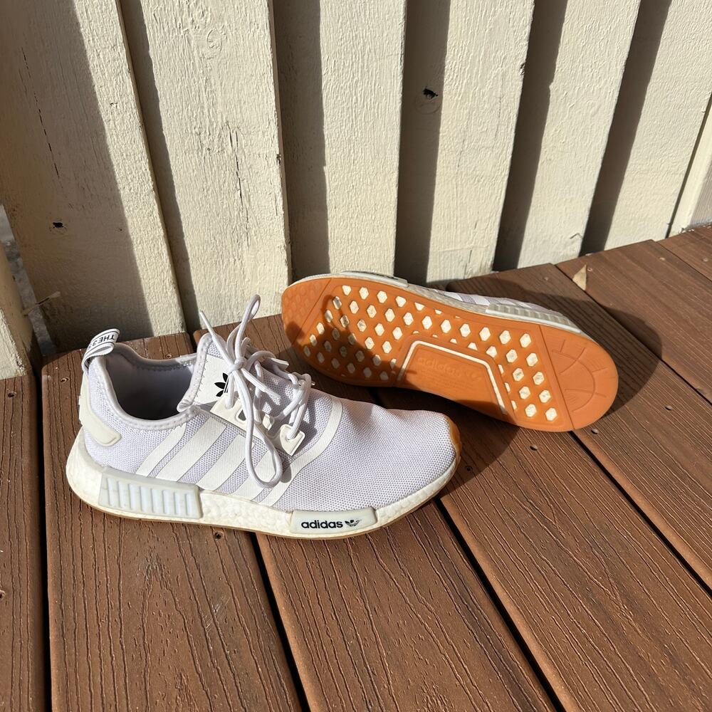 Adidas NMD R1 Cloud White Gum Men Running Shoes Size 9.5